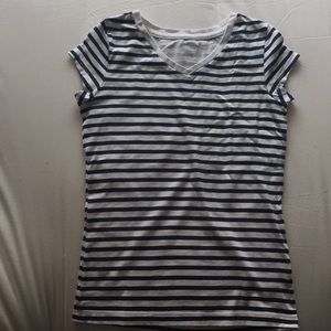 Girls striped v- neck